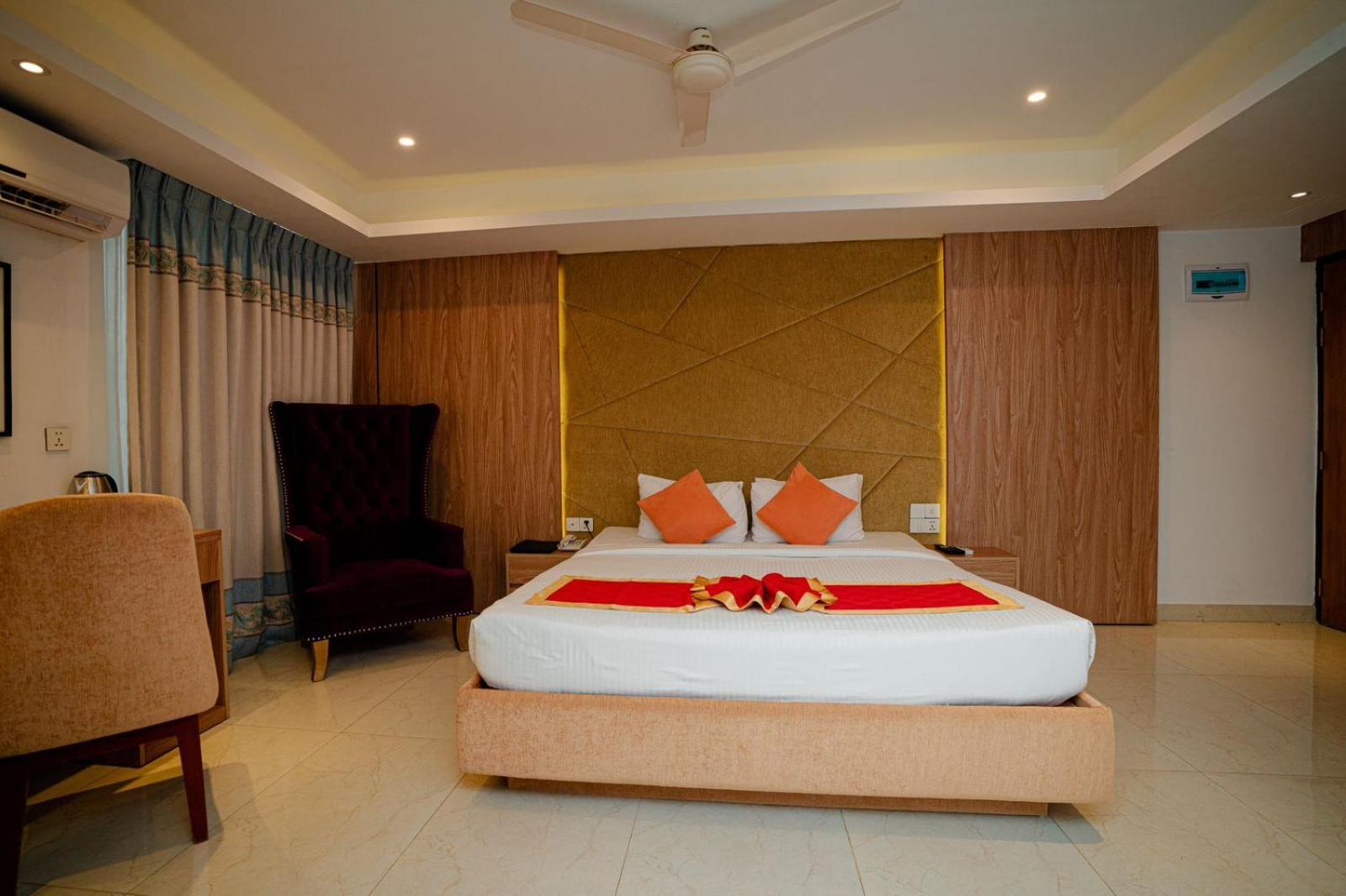 Royal Raj Hotel ラジシャヒ エクステリア 写真